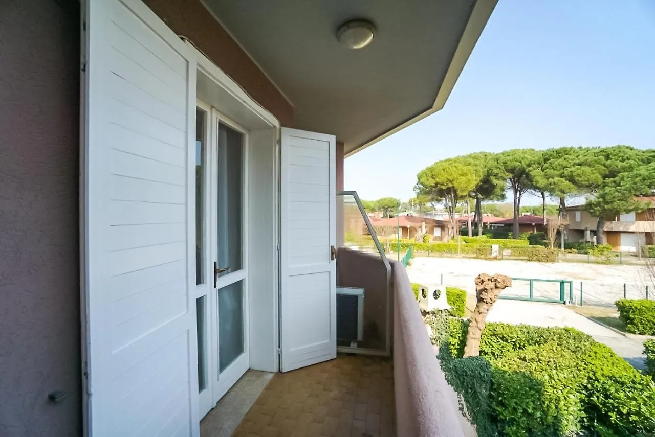 Апартаменты Villaggio Tivoli Бибионе Италия